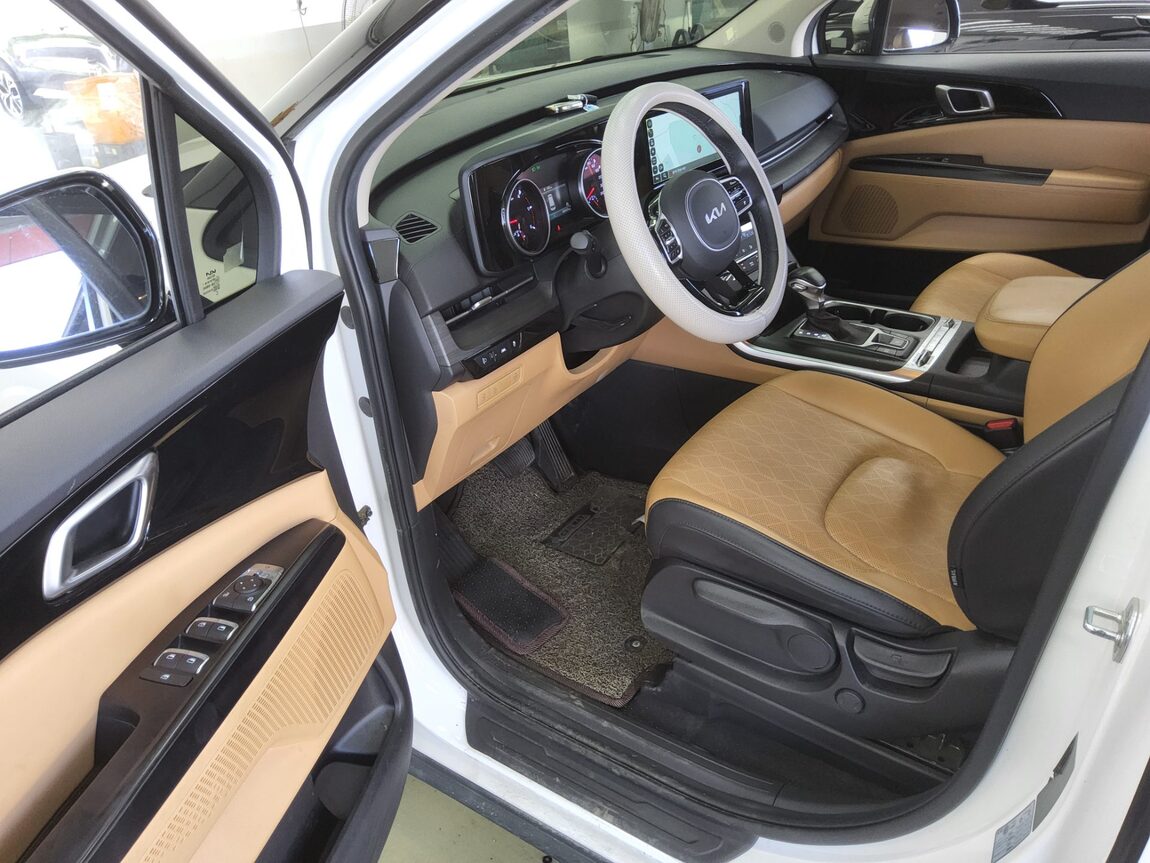 KIA NEW CARNIVAL (KA4) 9-SEATER DIESEL PRESTIGE 2023 - zdjęcie 10