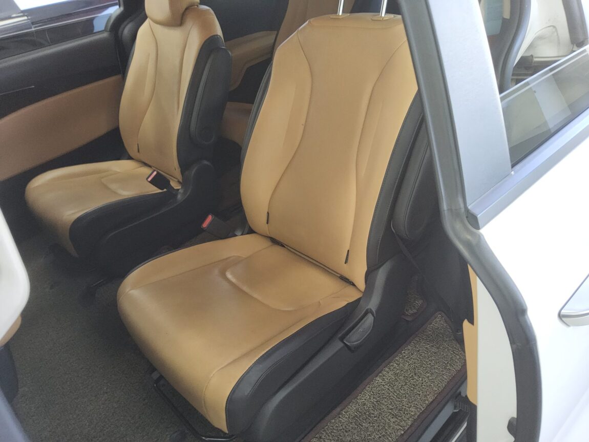 KIA NEW CARNIVAL (KA4) 9-SEATER DIESEL PRESTIGE 2023 - zdjęcie 12
