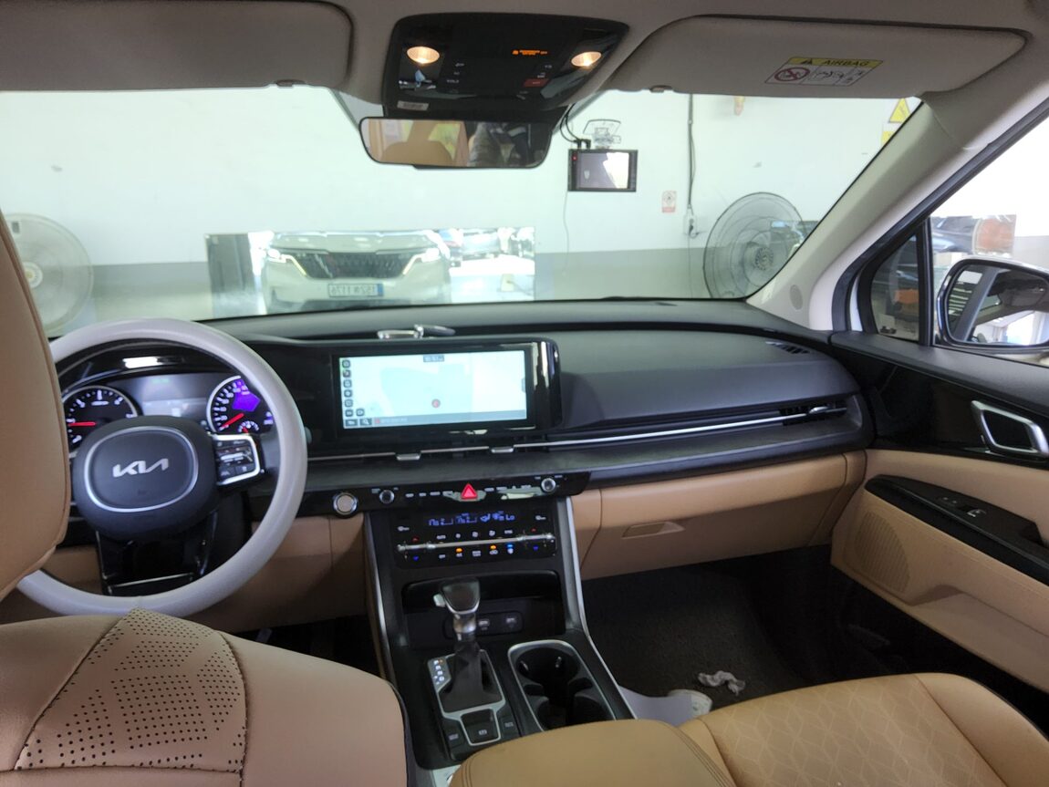 KIA NEW CARNIVAL (KA4) 9-SEATER DIESEL PRESTIGE 2023 - zdjęcie 11