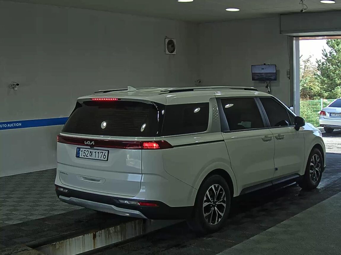 KIA NEW CARNIVAL (KA4) 9-SEATER DIESEL PRESTIGE 2023 - zdjęcie 5