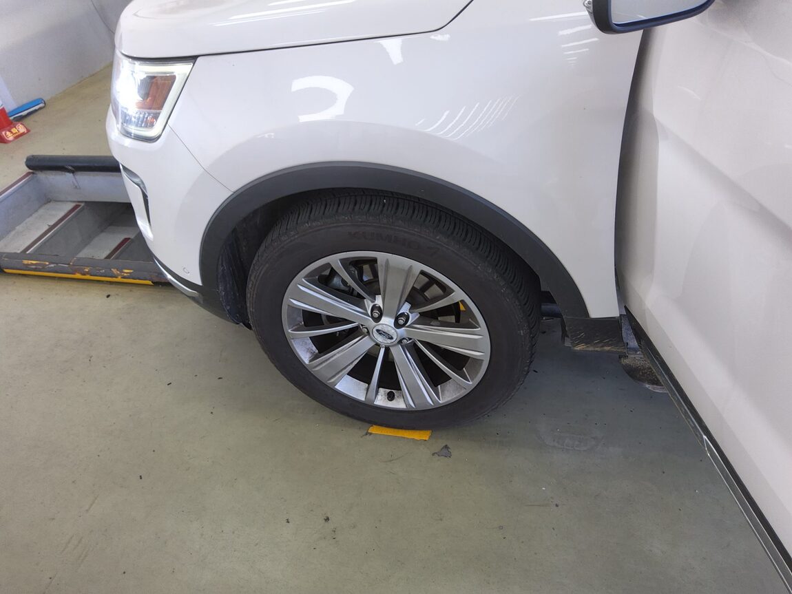 FORD EXPLORER (5TH GEN) 2.3 AWD LIMITED 2018 - zdjęcie 21