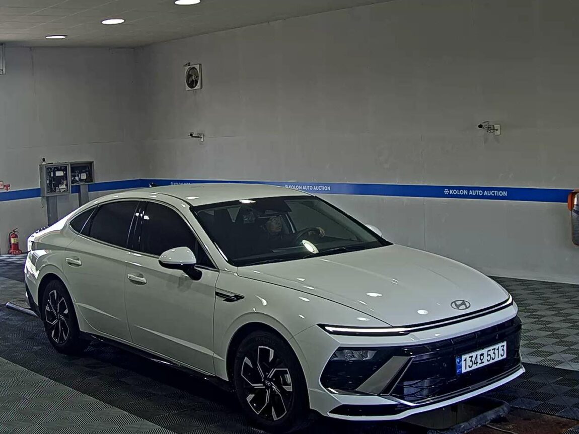 HYUNDAI SONATA THE EDGE GASOLINE 2.0 PREMIUM 2025 - zdjęcie 3