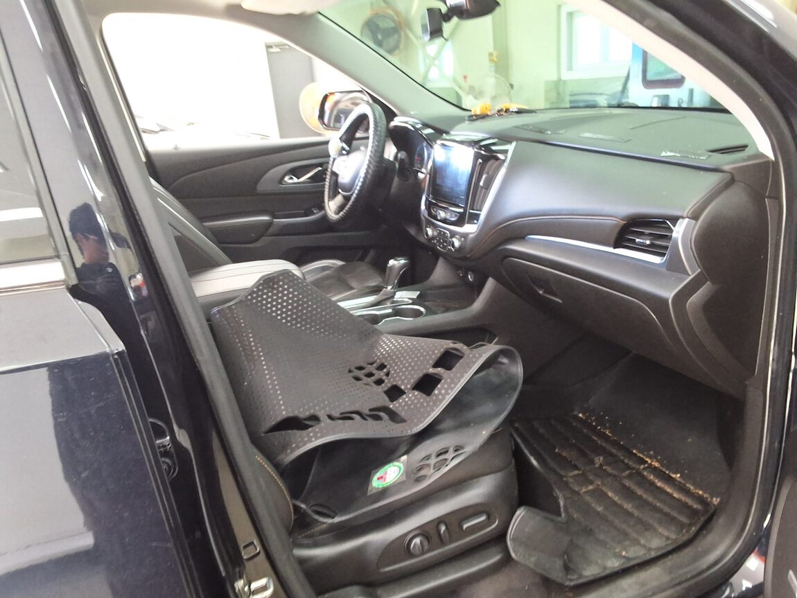 CHEVROLET (DAEWOO) TRAVERSE 3.6 GASOLINE PREMIER 2020 - zdjęcie 15