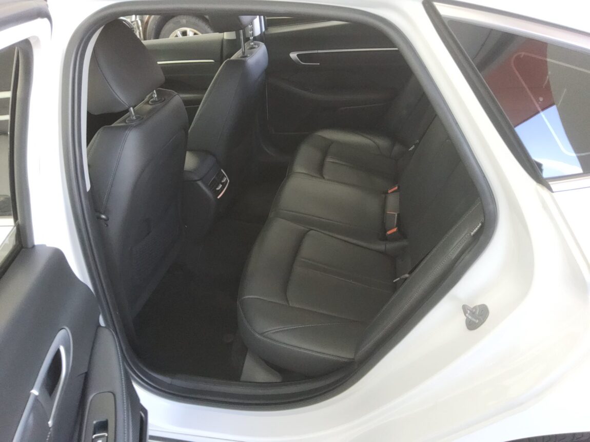 HYUNDAI SONATA THE EDGE GASOLINE 2.0 PREMIUM 2025 - zdjęcie 12