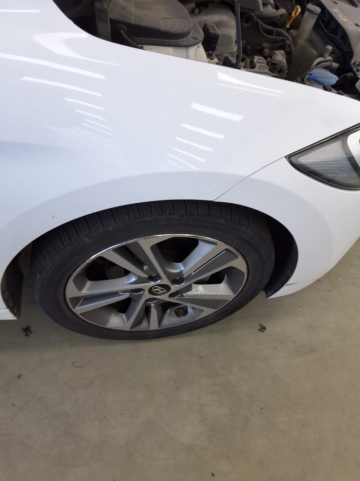 HYUNDAI AVANTE AD 1.6 GDi VALUE PLUS 2018 - zdjęcie 22