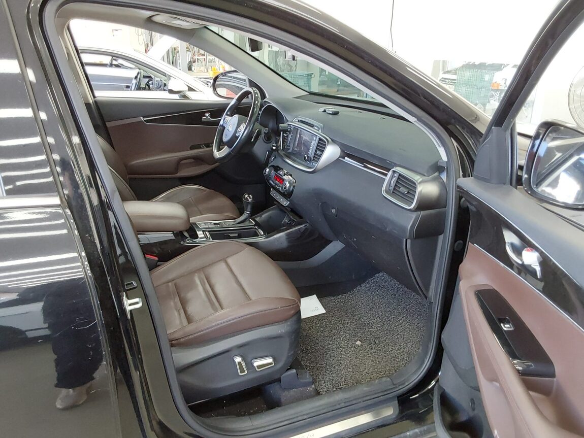 KIA ALL NEW SORENTO R2.0 2WD NOBLESSE SPECIAL 2016 - zdjęcie 14