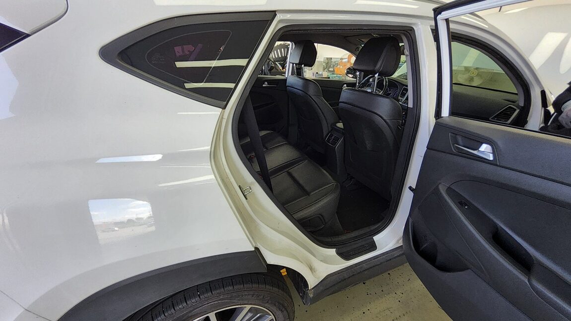 HYUNDAI ALL NEW TUCSON DIESEL 1.7 2WD MODERN 2016 - zdjęcie 13