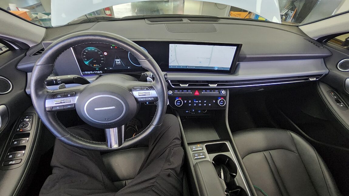 HYUNDAI SONATA THE EDGE GASOLINE 2.0 PREMIUM 2025 - zdjęcie 11