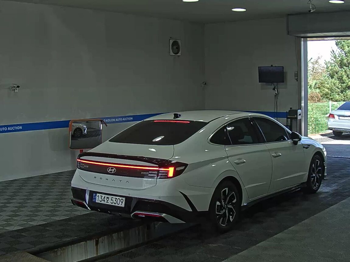 HYUNDAI SONATA THE EDGE GASOLINE 2.0 PREMIUM 2025 - zdjęcie 5