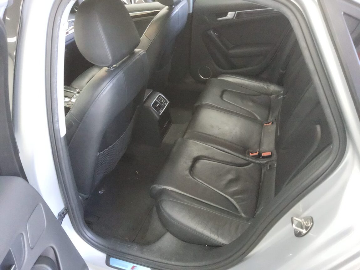 AUDI A4 (4TH GEN) 2.0 TDI QUATTRO PRESTIGE 2014 - zdjęcie 12