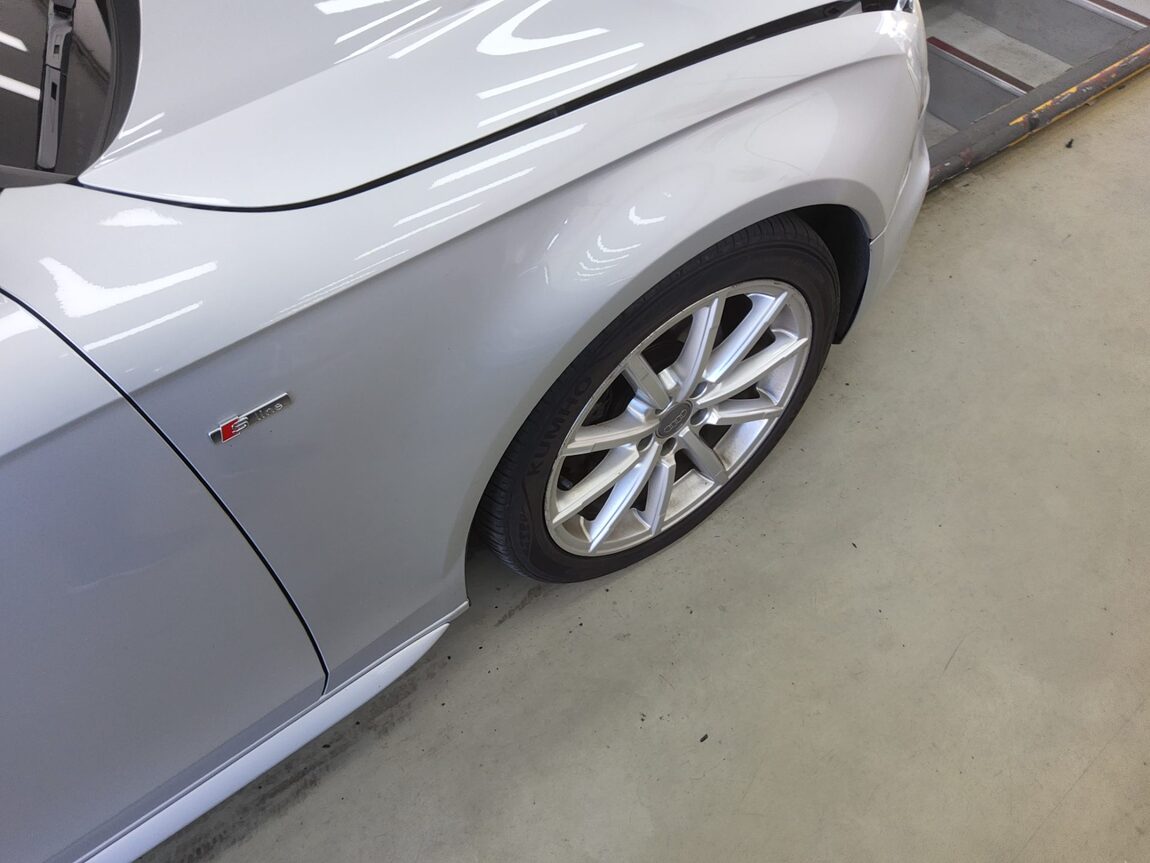 AUDI A4 (4TH GEN) 2.0 TDI QUATTRO PRESTIGE 2014 - zdjęcie 22