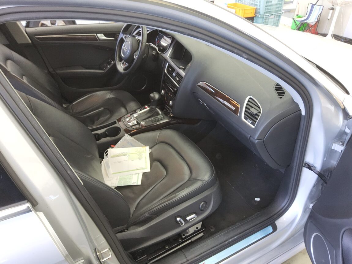 AUDI A4 (4TH GEN) 2.0 TDI QUATTRO PRESTIGE 2014 - zdjęcie 14