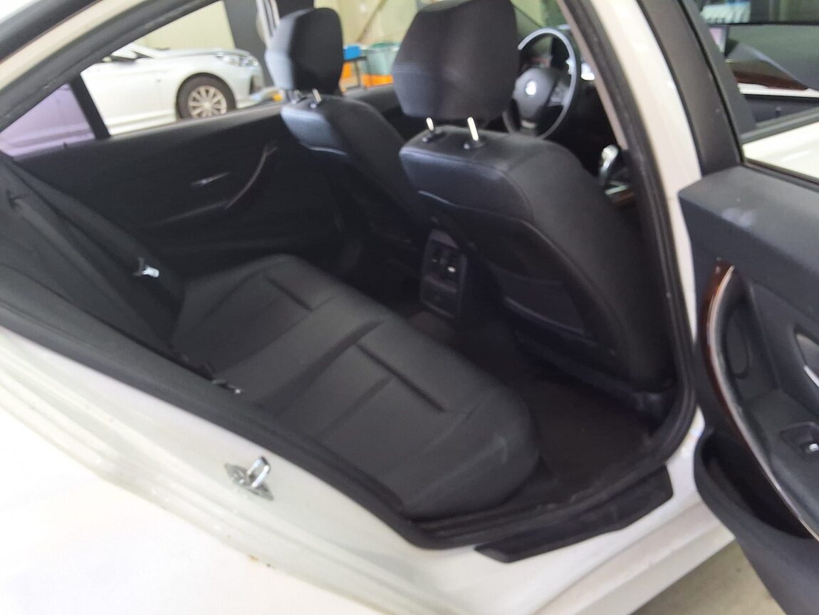 BMW 3 SERIES (6TH GEN) 320i 2012 - zdjęcie 14