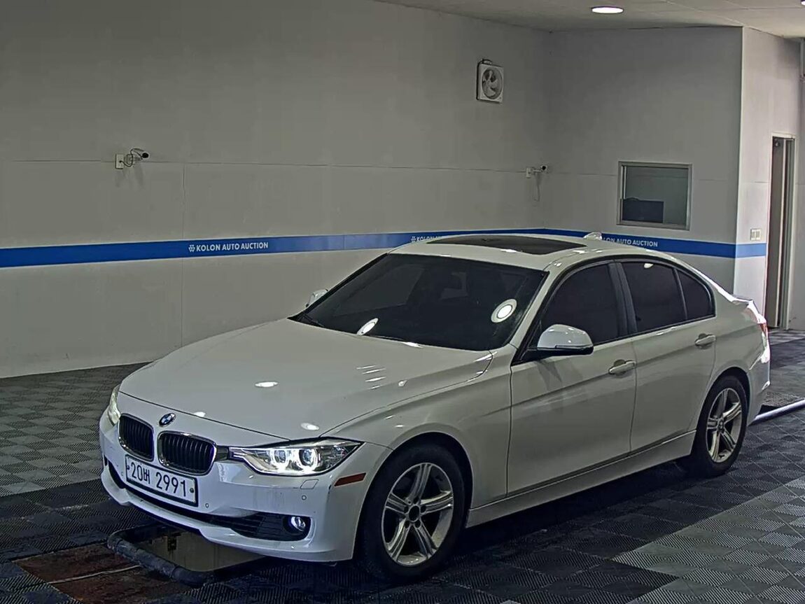BMW 3 SERIES (6TH GEN) 320i 2012 - zdjęcie 2