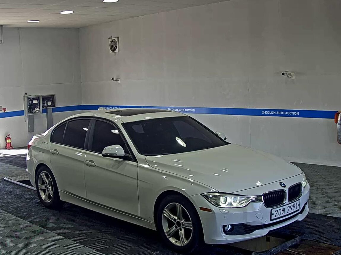 BMW 3 SERIES (6TH GEN) 320i 2012 - zdjęcie 3