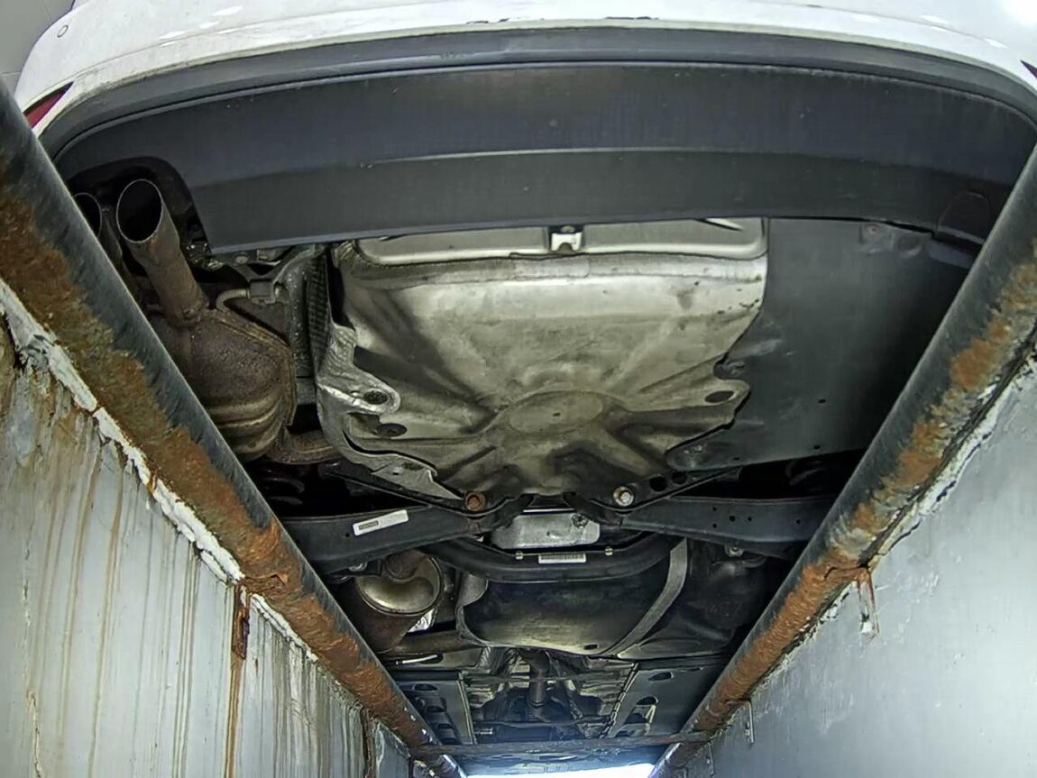 VOLKSWAGEN JETTA (6TH GEN) 2.0 TDI 2012 - zdjęcie 8