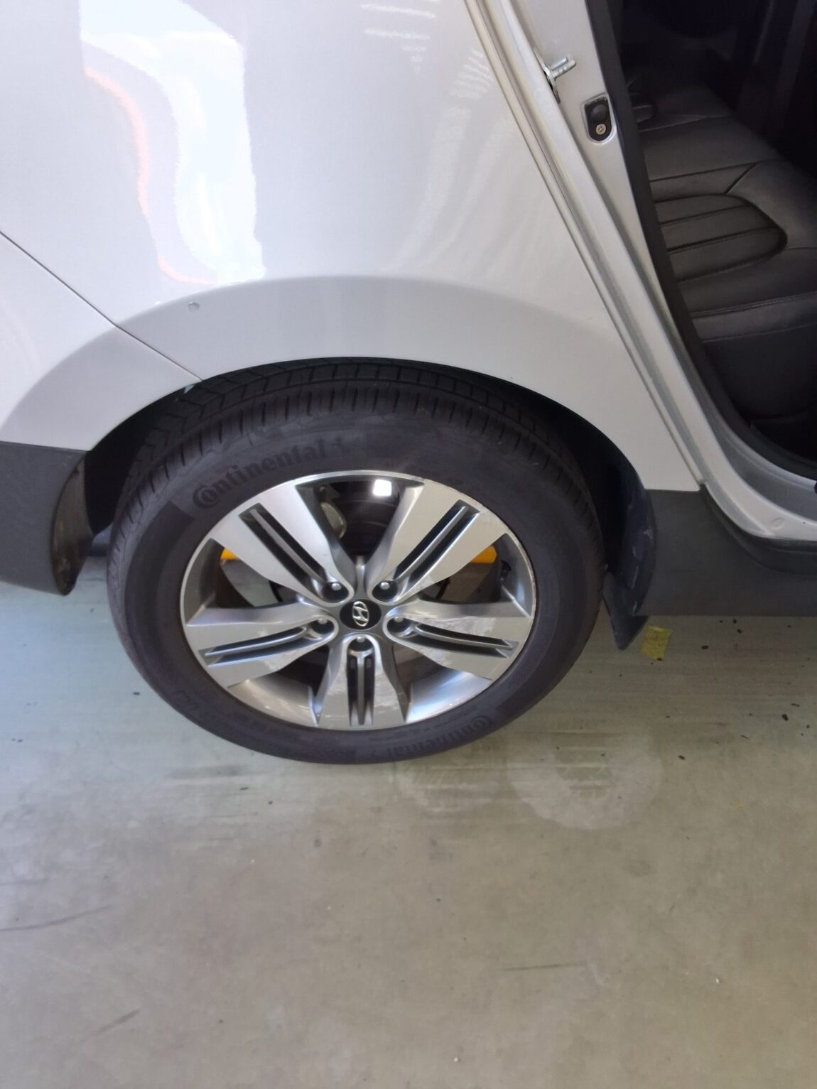 HYUNDAI NEW TUCSON ix DIESEL R2.0 2WD MODERN 2014 - zdjęcie 23