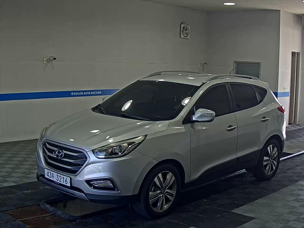 HYUNDAI NEW TUCSON ix DIESEL R2.0 2WD MODERN 2014 - zdjęcie 2