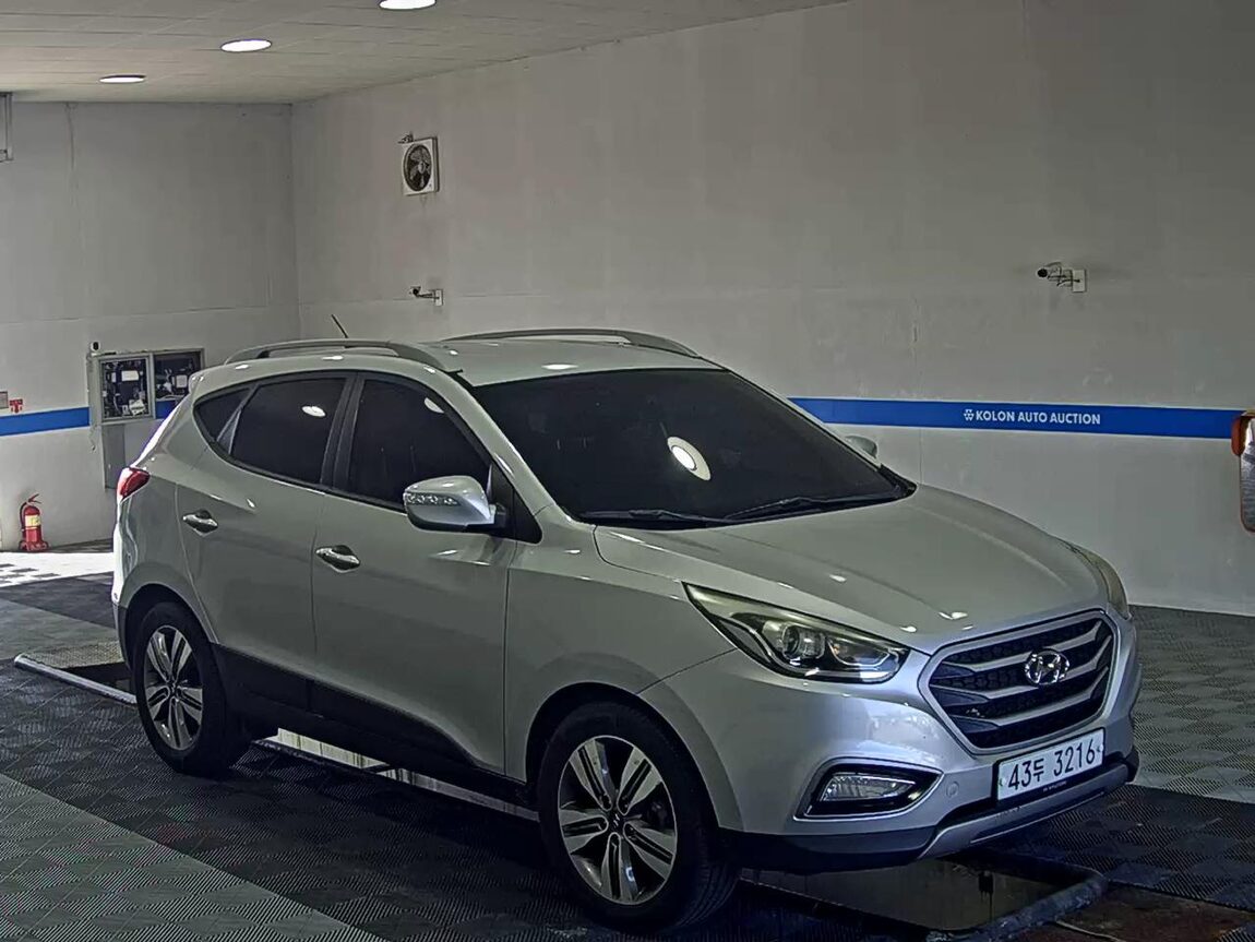 HYUNDAI NEW TUCSON ix DIESEL R2.0 2WD MODERN 2014 - zdjęcie 3