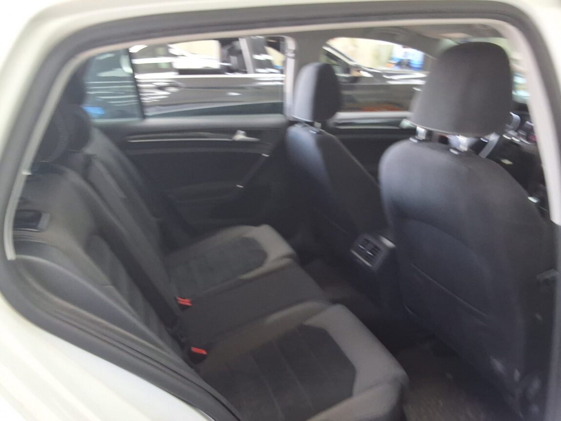 VOLKSWAGEN GOLF (7TH GEN) 2.0 TDI 2016 - zdjęcie 14