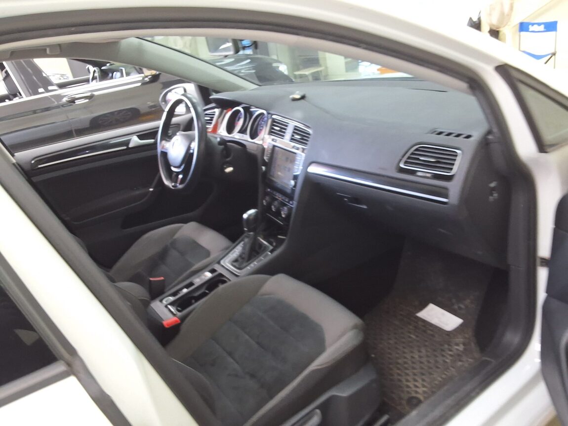 VOLKSWAGEN GOLF (7TH GEN) 2.0 TDI 2016 - zdjęcie 15