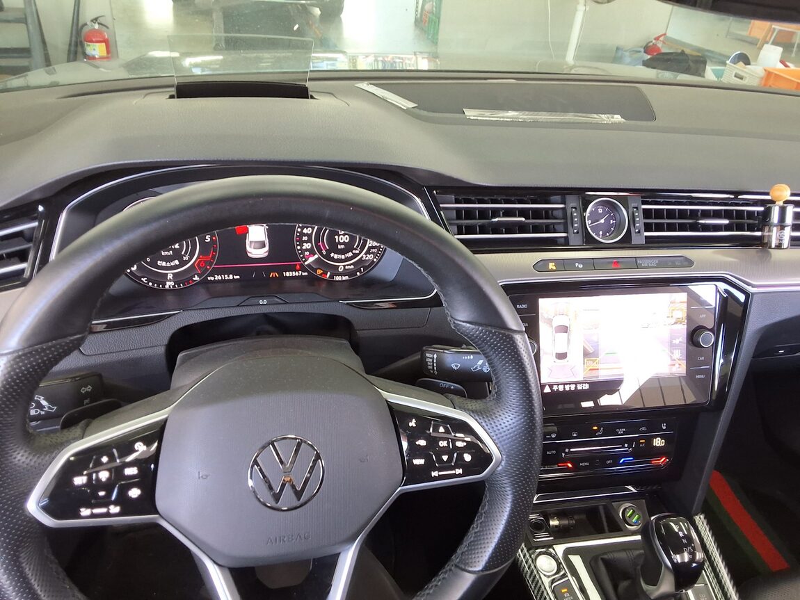 VOLKSWAGEN ARTEON 2.0 TDI ELEGANCE PRESTIGE 2019 - zdjęcie 17
