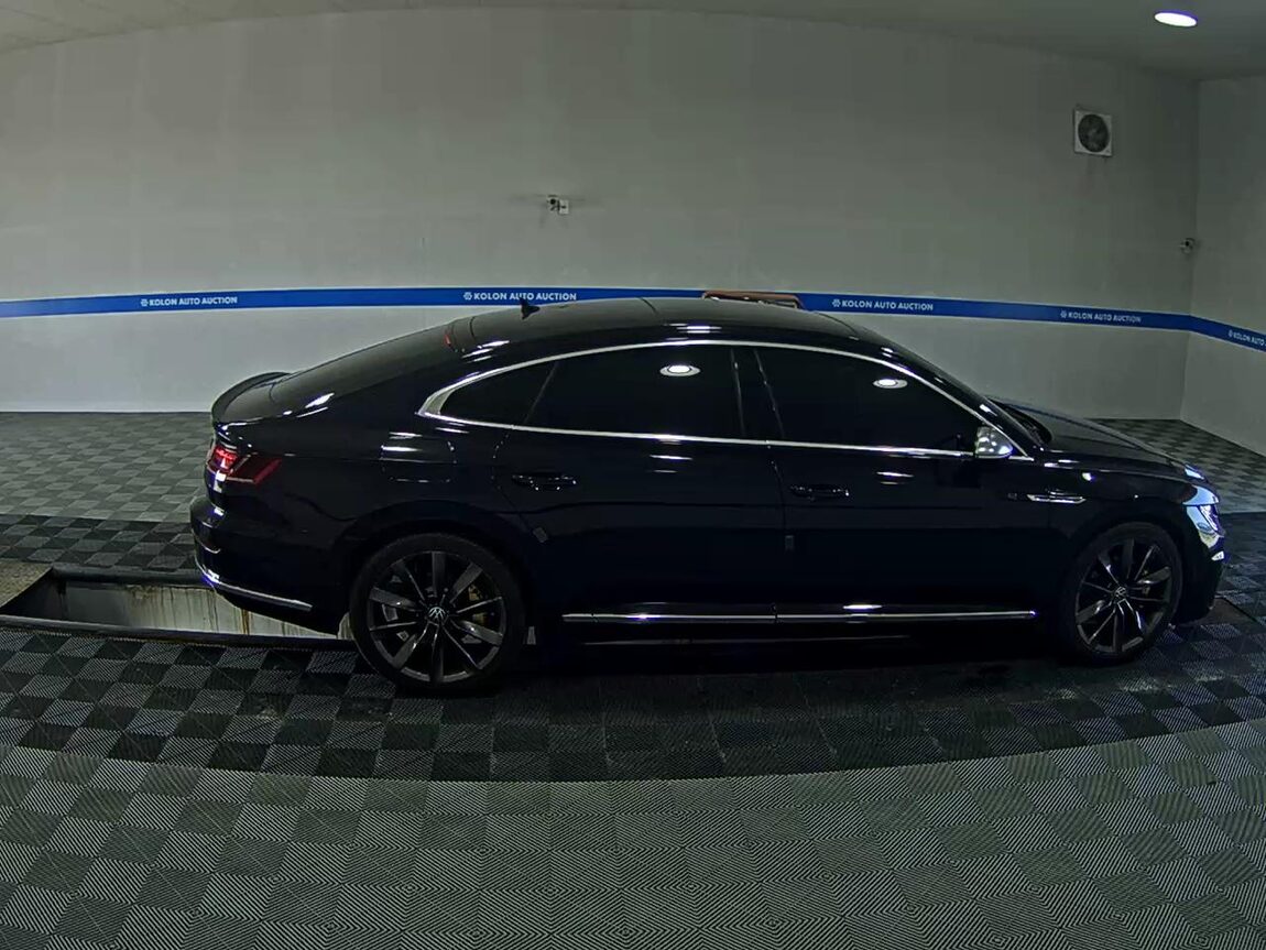 VOLKSWAGEN ARTEON 2.0 TDI ELEGANCE PRESTIGE 2019 - zdjęcie 4