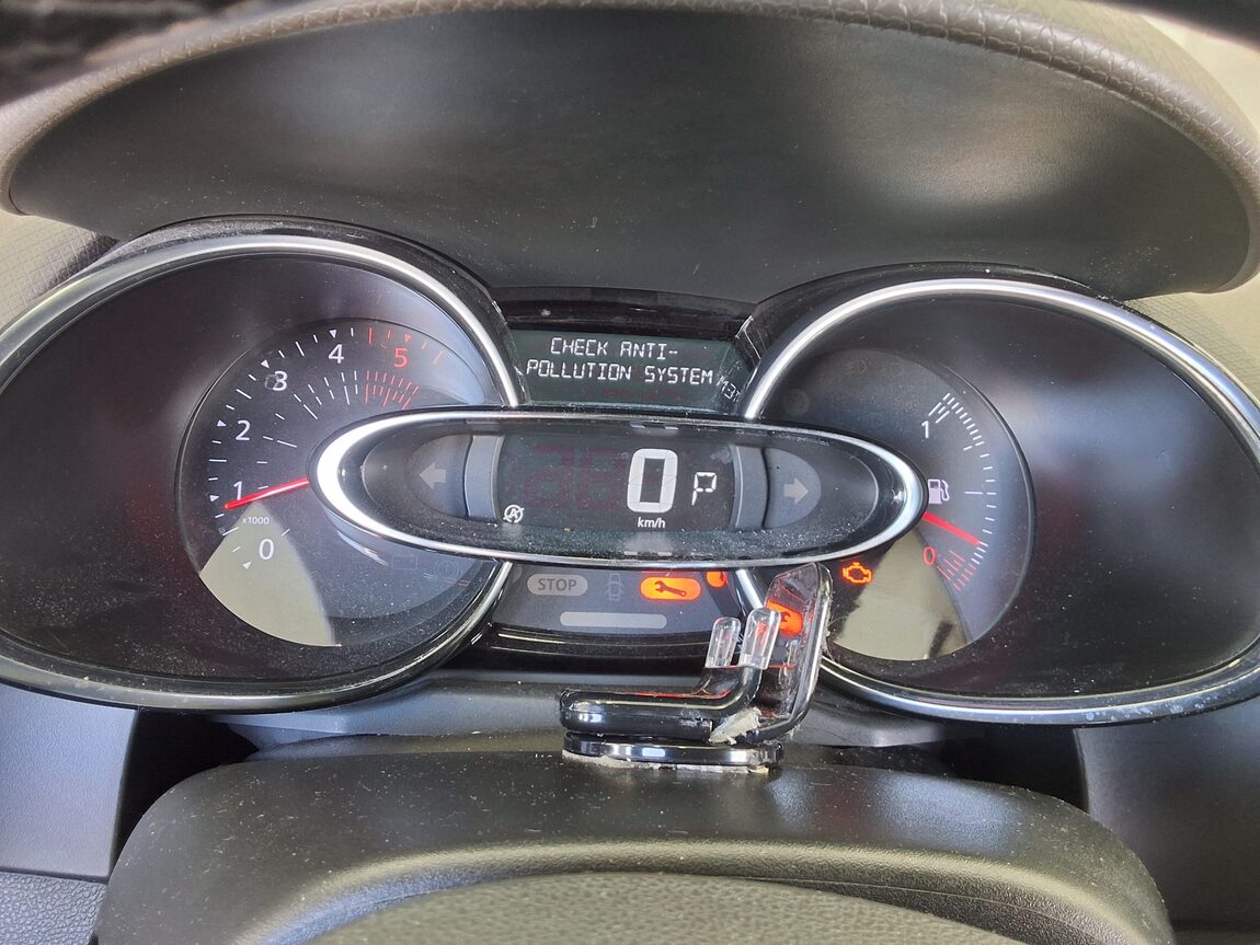 RENAULT (SAMSUNG) CLIO 1.5 DIESEL INTENSE 2019 - zdjęcie 19