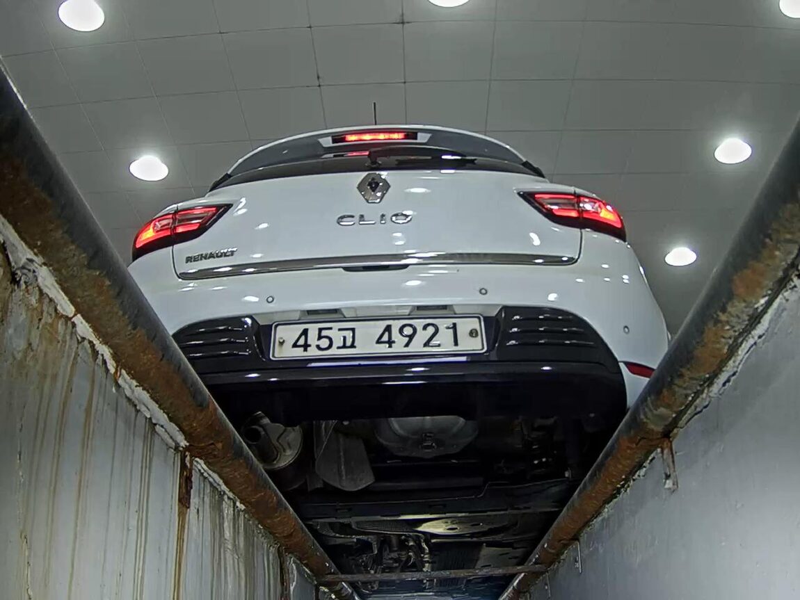 RENAULT (SAMSUNG) CLIO 1.5 DIESEL INTENSE 2019 - zdjęcie 8