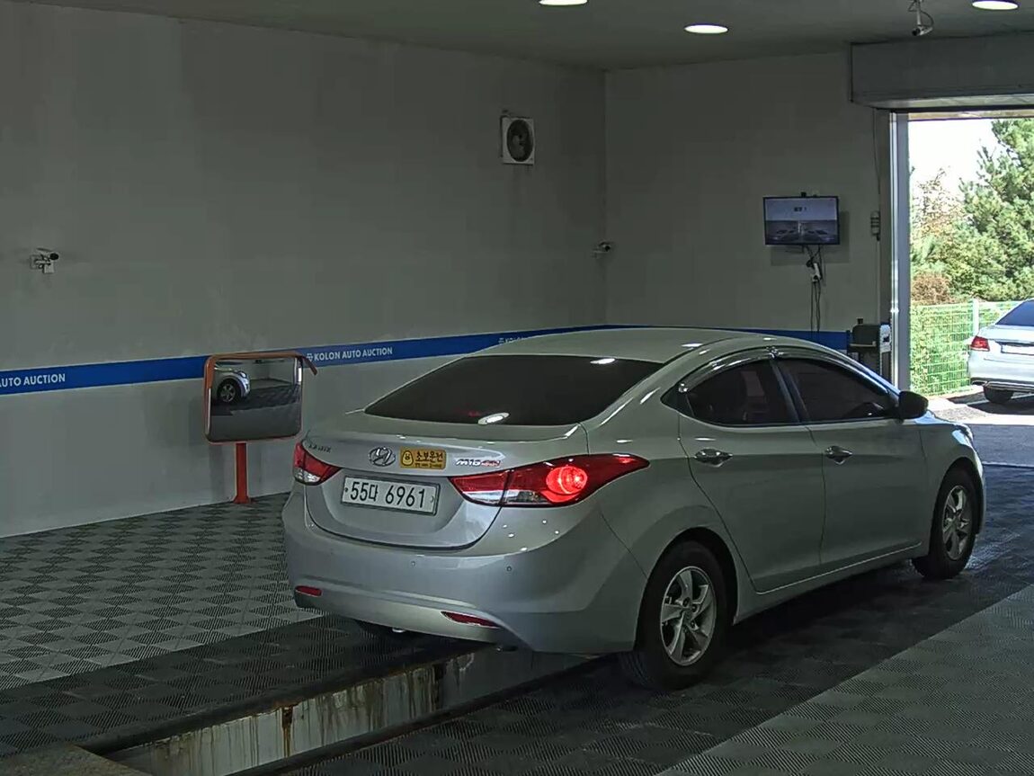 HYUNDAI AVANTE MD M16 GDi LUXURY 2011 - zdjęcie 5