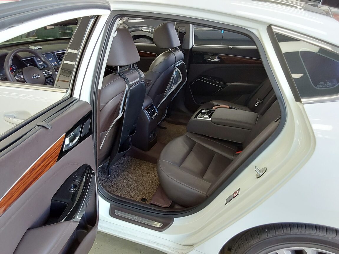KIA ALL NEW K7 2.4 GDi LIMITED 2017 - zdjęcie 12