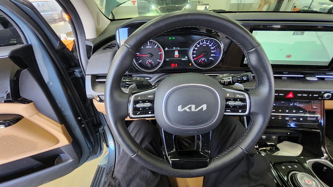 KIA NEW CARNIVAL (KA4) 7-SEATER DIESEL NOBLESSE 2023 - zdjęcie 17