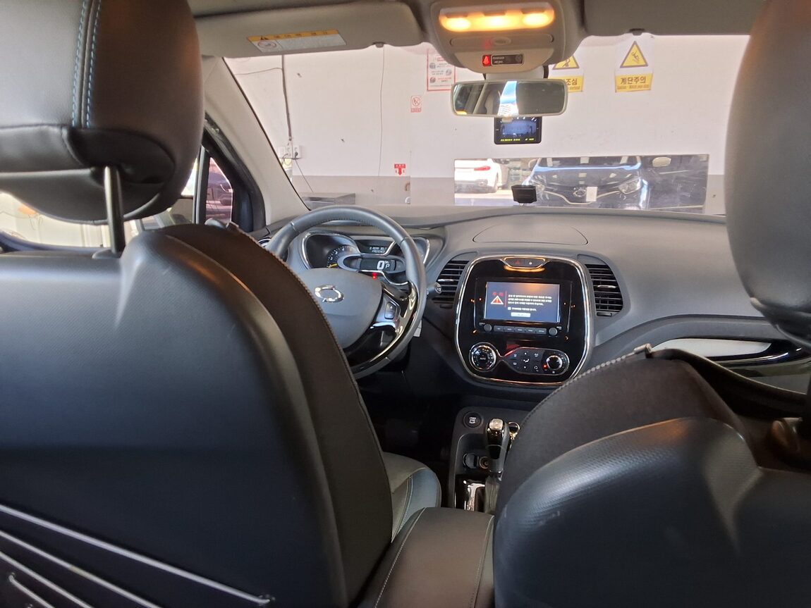 RENAULT (SAMSUNG) QM3 RE 2016 - zdjęcie 11