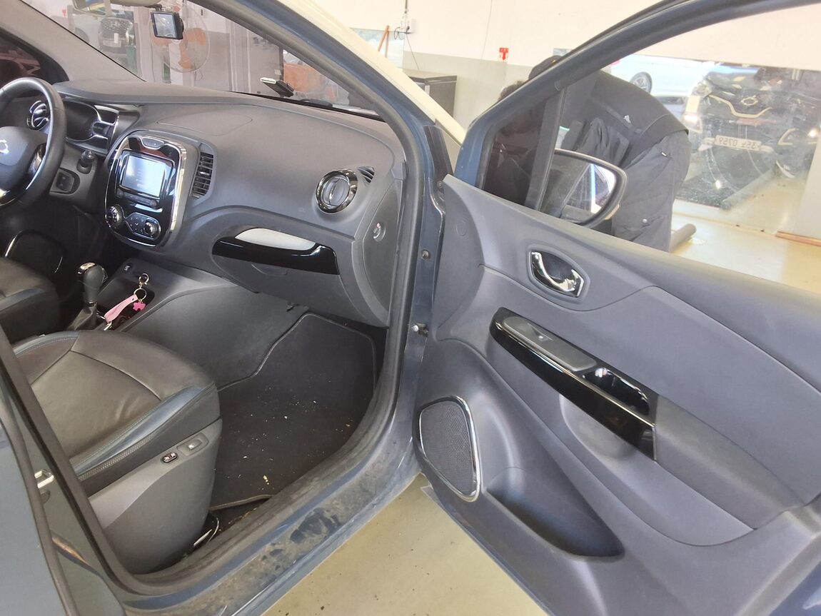 RENAULT (SAMSUNG) QM3 RE 2016 - zdjęcie 14