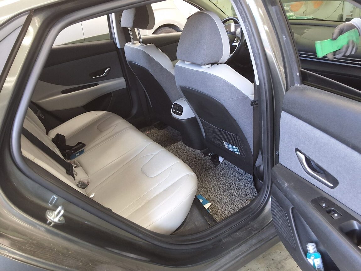 HYUNDAI AVANTE (CN7) 1.6 GASOLINE INSPIRATION 2023 - zdjęcie 13