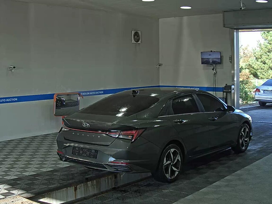 HYUNDAI AVANTE (CN7) 1.6 GASOLINE INSPIRATION 2023 - zdjęcie 5
