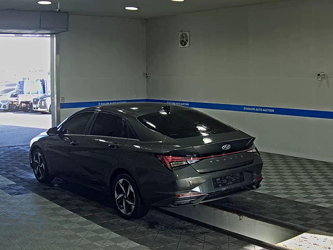 HYUNDAI AVANTE (CN7) 1.6 GASOLINE INSPIRATION 2023 - zdjęcie 6