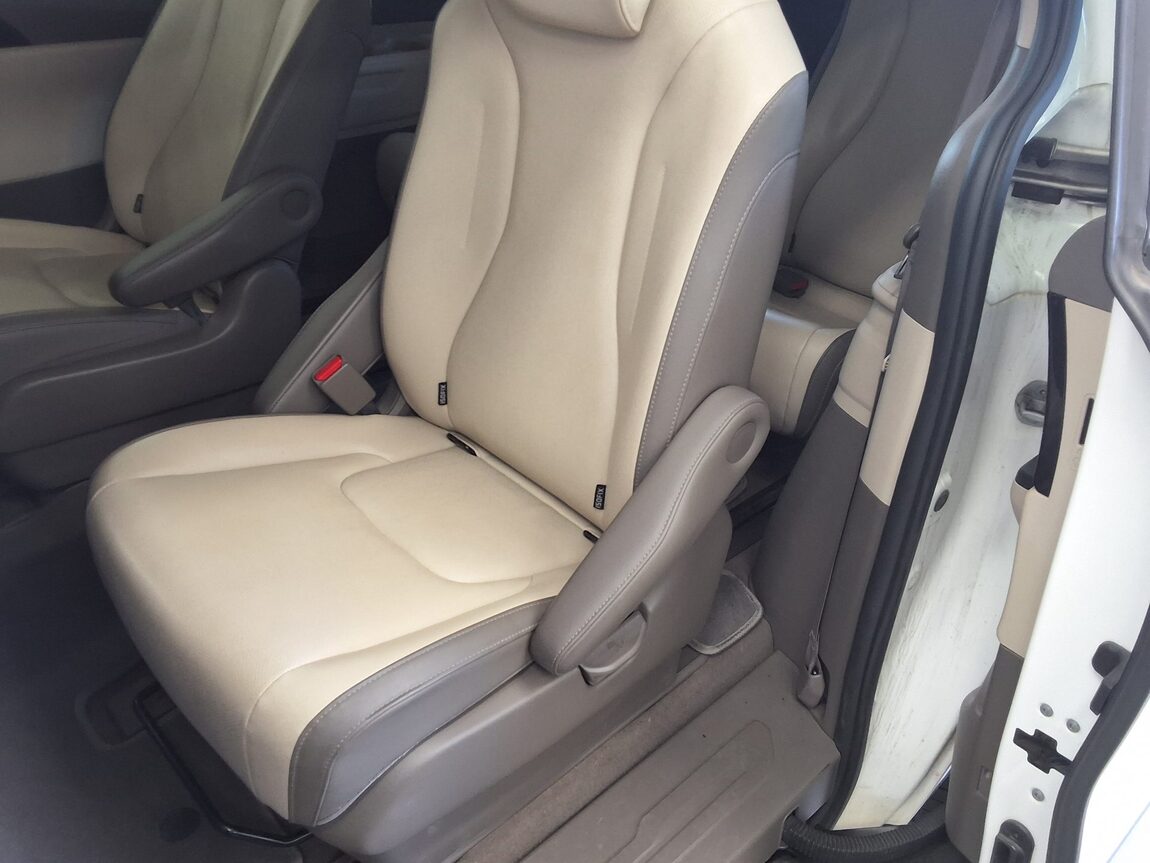 KIA NEW CARNIVAL (KA4) 9-SEATER DIESEL PRESTIGE 2021 - zdjęcie 12