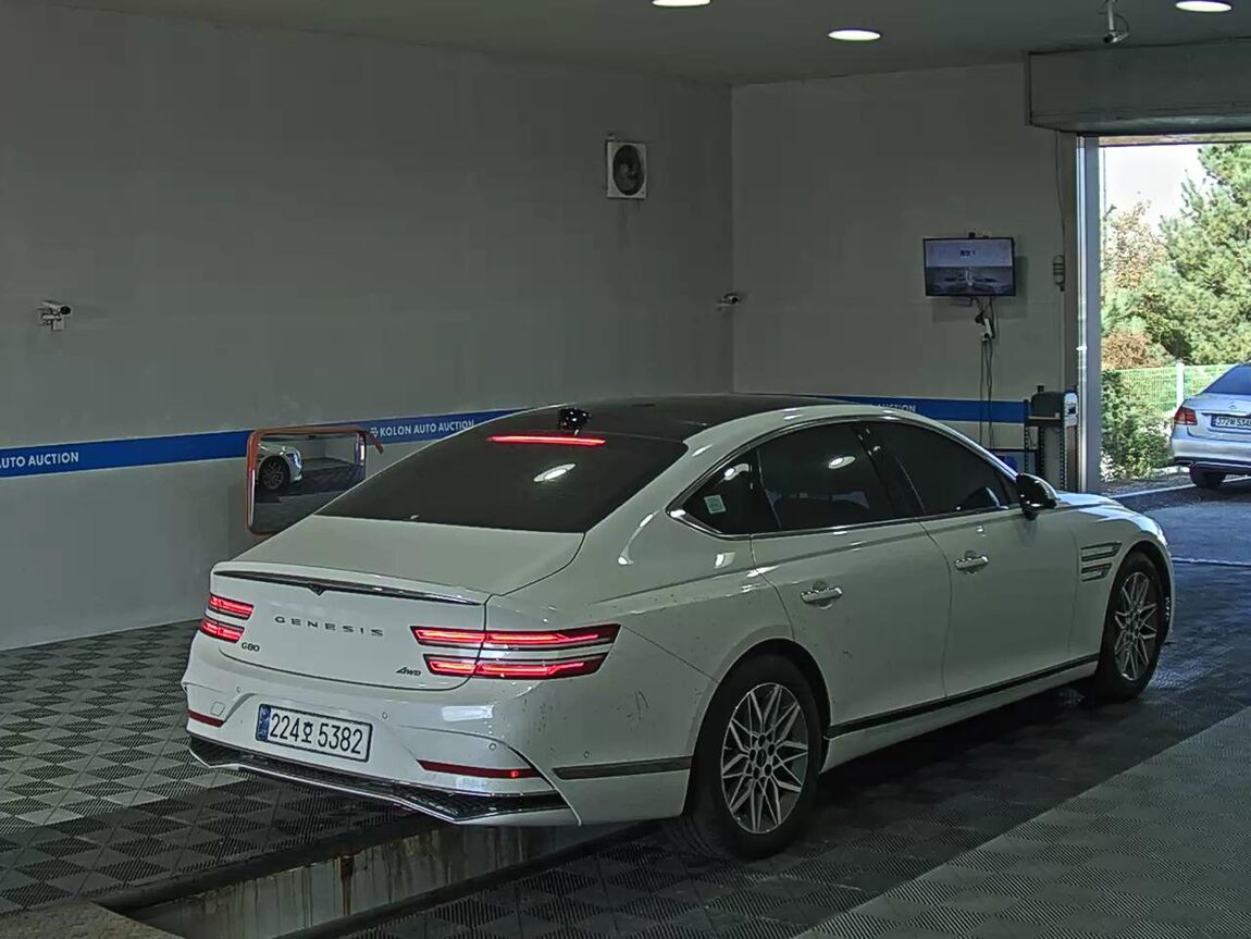 GENESIS NEW G80 GASOLINE 2.5 AWD BASE MODEL 2025 - zdjęcie 5