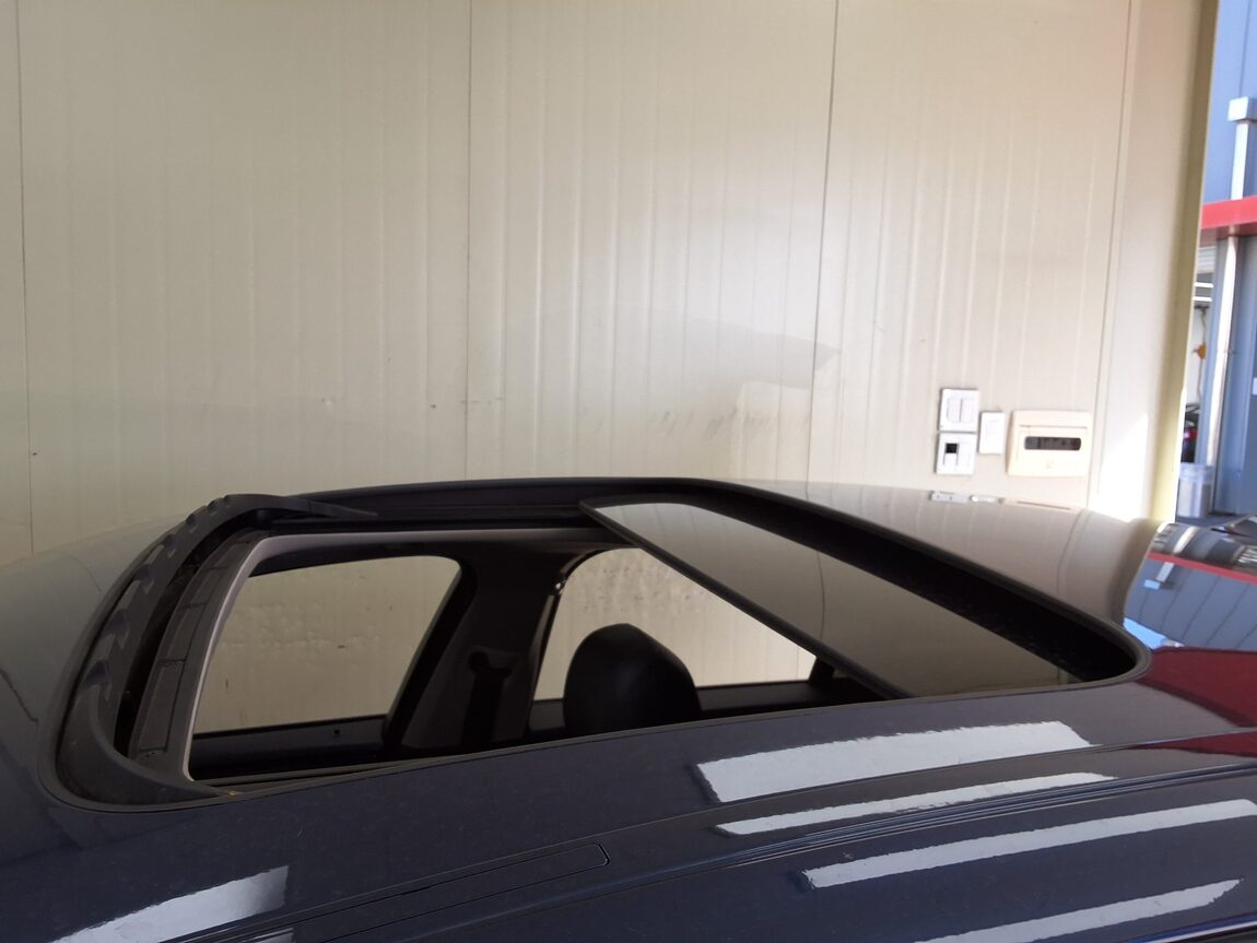 BMW 5 SERIES (6TH GEN) 520d M AERODYNAMIC 2016 - zdjęcie 28