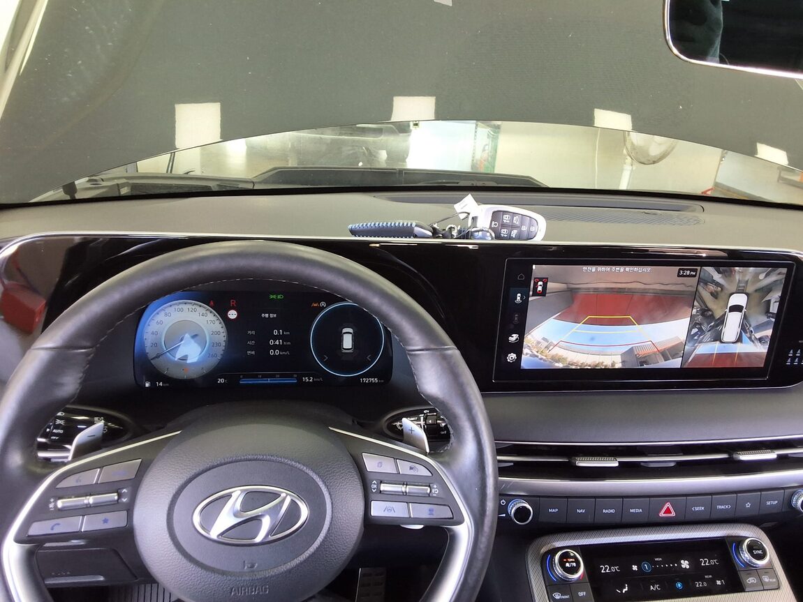HYUNDAI THE NEW PALISADE 2.2 DIESEL 2WD PRESTIGE 2023 - zdjęcie 17