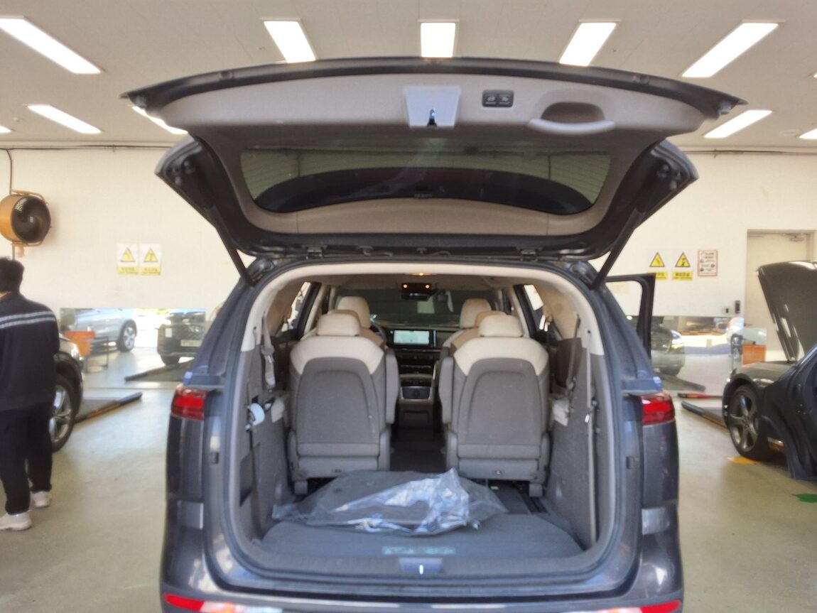 KIA NEW CARNIVAL (KA4) 9-SEATER DIESEL NOBLESSE 2023 - zdjęcie 15