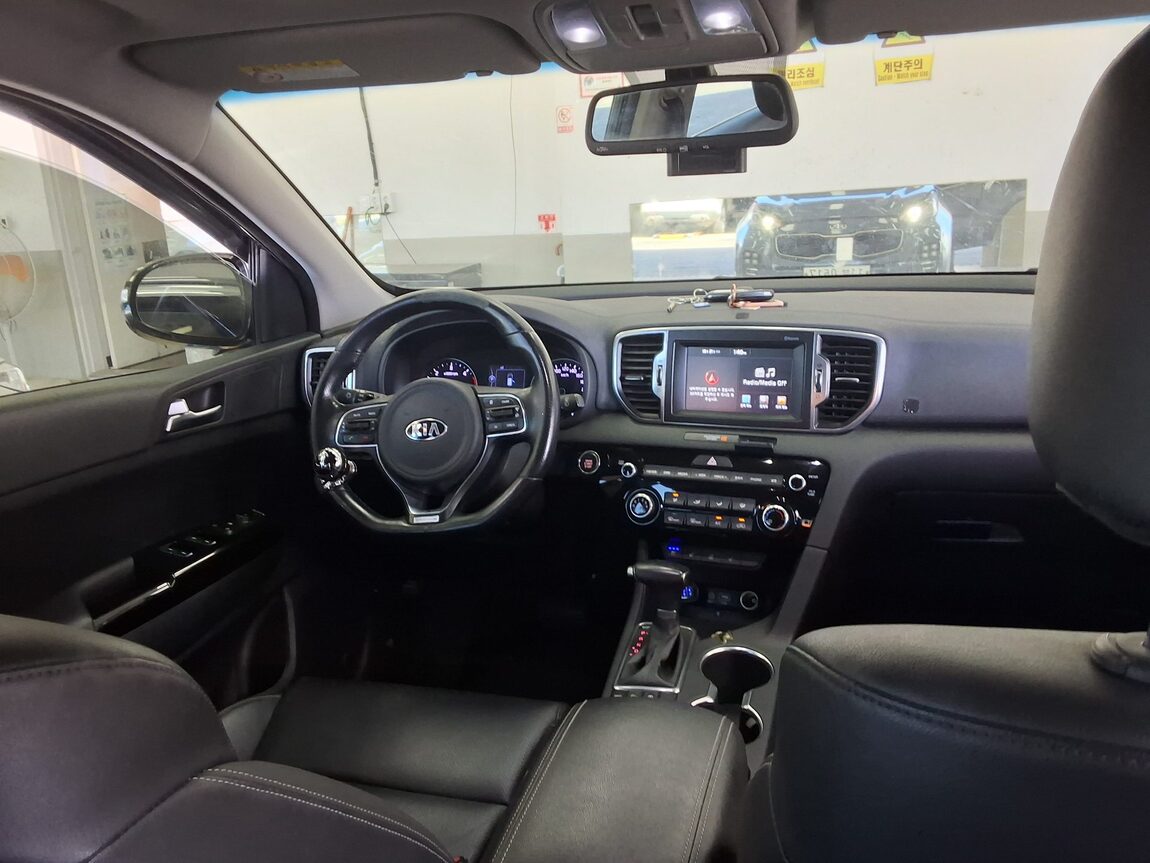 KIA NEW SPORTAGE R2.0 2WD NOBLESSE 2016 - zdjęcie 11