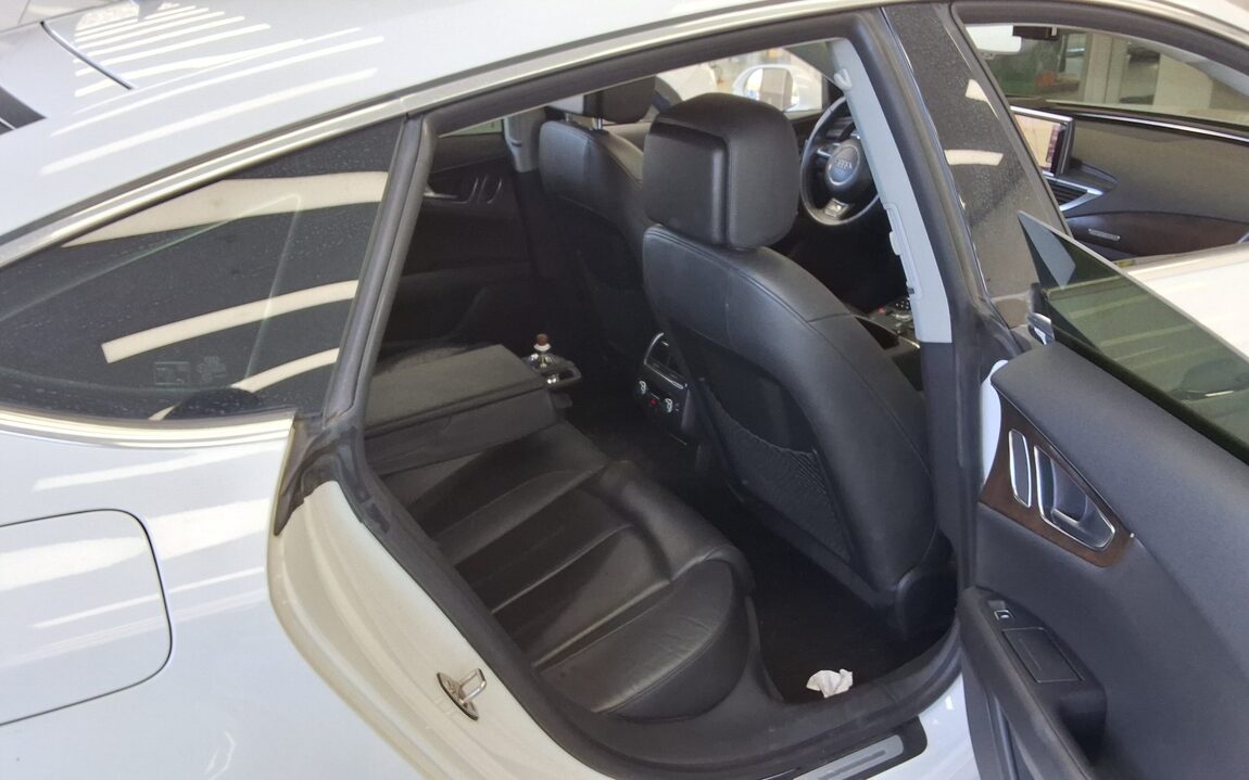 AUDI A7 3.0 TFSI QUATTRO DYNAMIC 2014 - zdjęcie 13