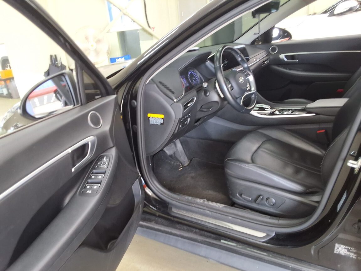 HYUNDAI SONATA (DN8) G2.0 PREMIUM 2020 - zdjęcie 11