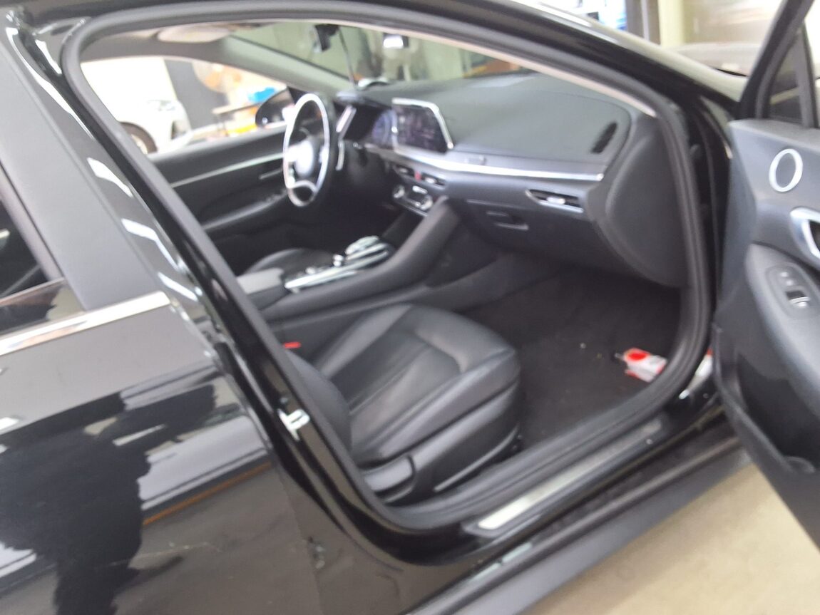 HYUNDAI SONATA (DN8) G2.0 PREMIUM 2020 - zdjęcie 15