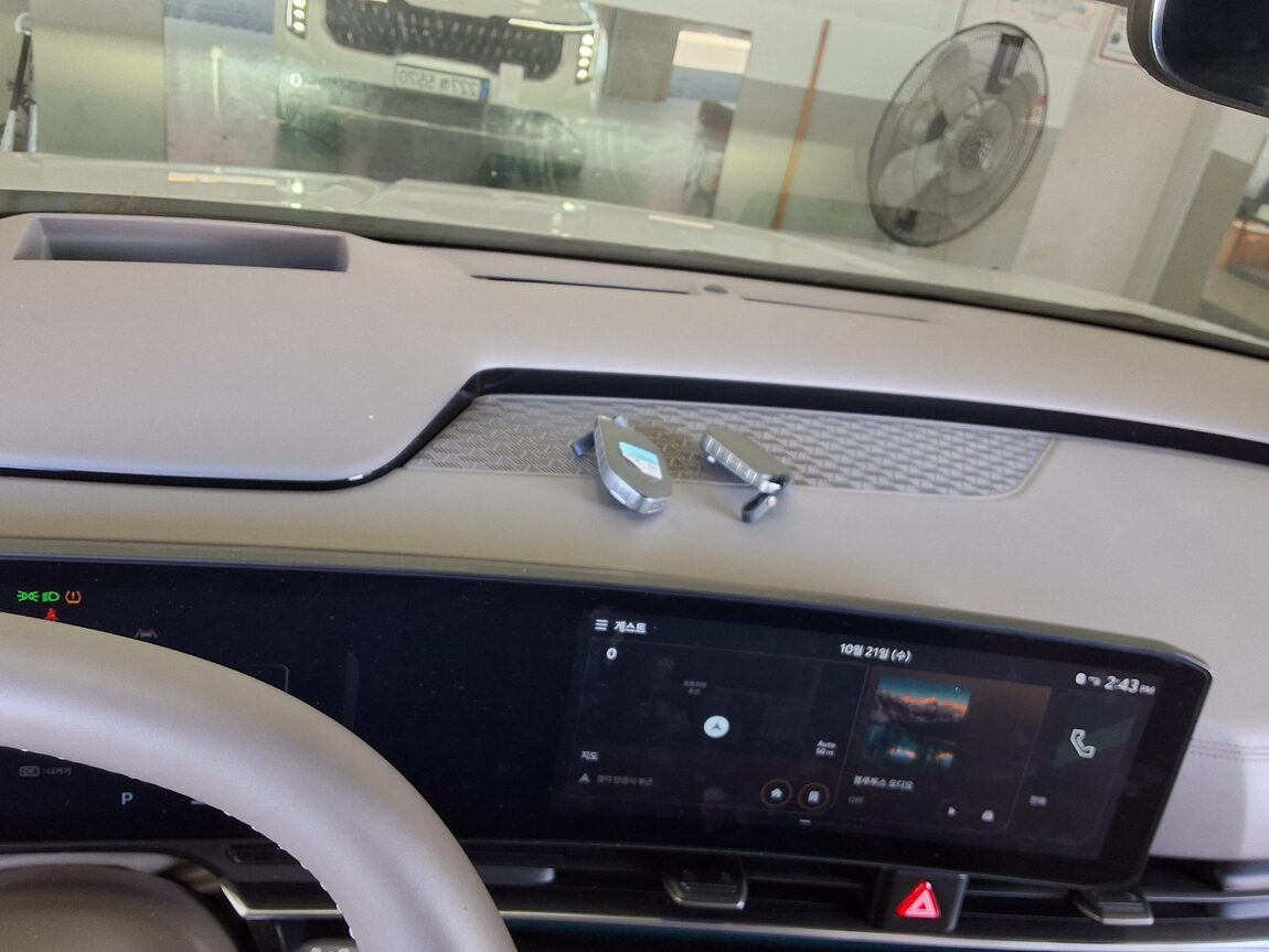 KIA THE NEW CARNIVAL (KA4) HI-LIMOUSINE 9-SEATER GASOLINE SIGNATURE 2026 - zdjęcie 17