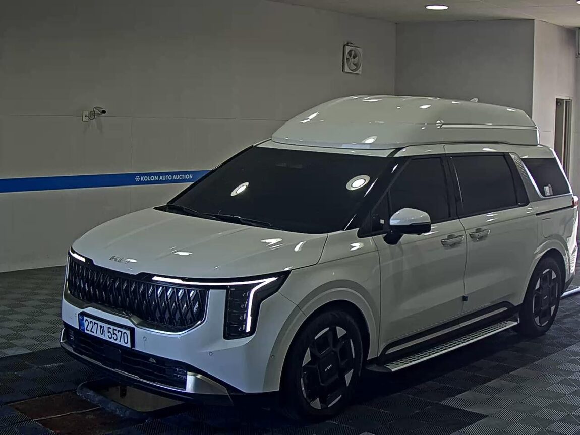 KIA THE NEW CARNIVAL (KA4) HI-LIMOUSINE 9-SEATER GASOLINE SIGNATURE 2026 - zdjęcie 2