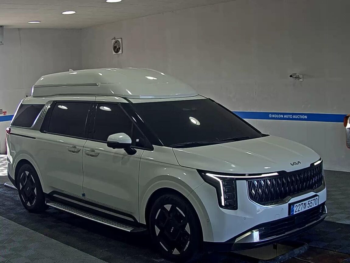 KIA THE NEW CARNIVAL (KA4) HI-LIMOUSINE 9-SEATER GASOLINE SIGNATURE 2026 - zdjęcie 3