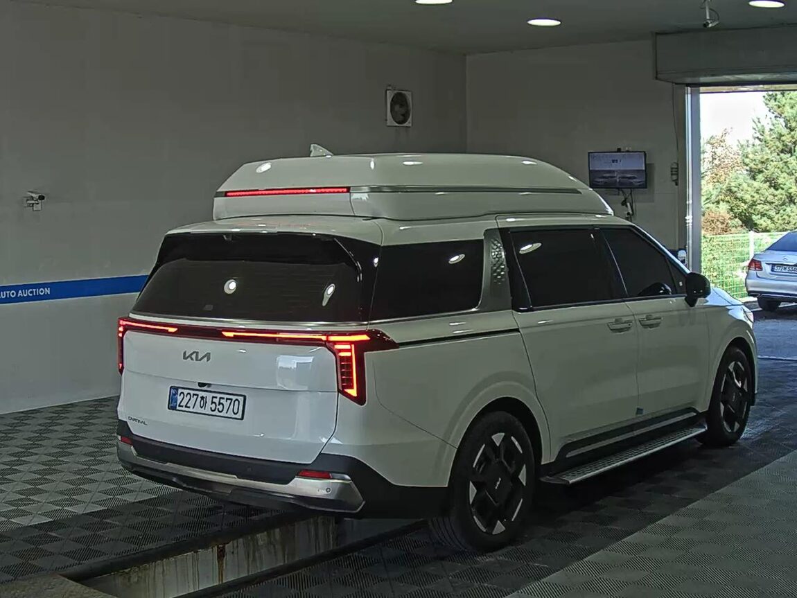 KIA THE NEW CARNIVAL (KA4) HI-LIMOUSINE 9-SEATER GASOLINE SIGNATURE 2026 - zdjęcie 5
